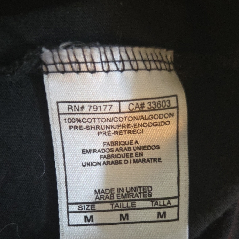 Hard Rock Cafe Black Tee with Red and Blue Graphic - Picture 6 of 6